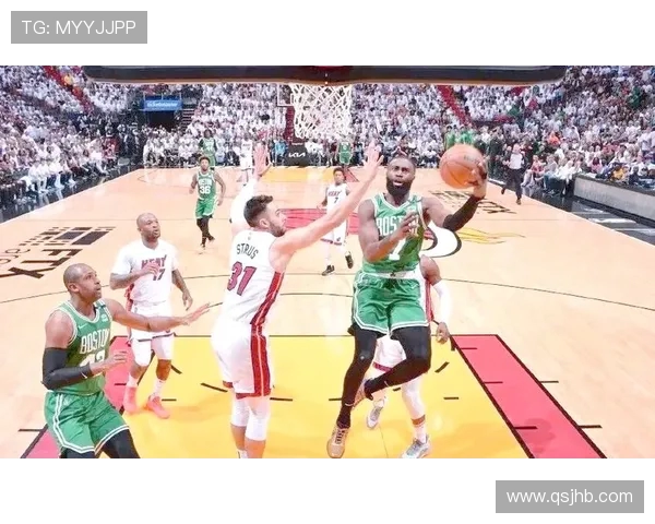 2014至2015赛季勇士与热火的巅峰对决回顾与精彩瞬间分析