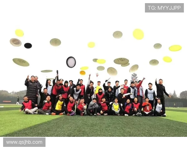 广州飞盘队在全国飞盘力量排行榜中荣登第七名展现强劲实力与团队精神